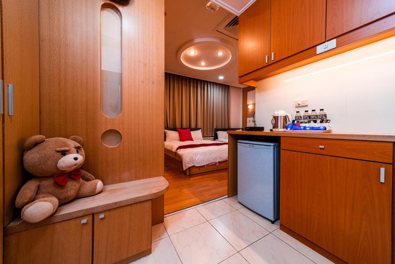 85 Leisurely Hotel Kaohsiung Exterior foto